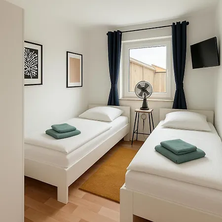 Ideal Fuer Monteure Fully Furnished Halle Saale, 4-6 P Apartament