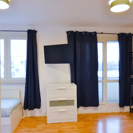 Ideal Fuer Monteure Fully Furnished Halle Saale, 4-6 P *